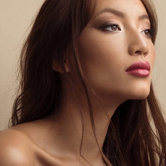 NEW IN BOX Il Makiage Rave Lip Crayon Super Sheer Lip Color ~ Samui (454) 💋 - Picture 2 of 13